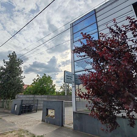 Aqua Apartman Satu Mare Zewnętrze zdjęcie