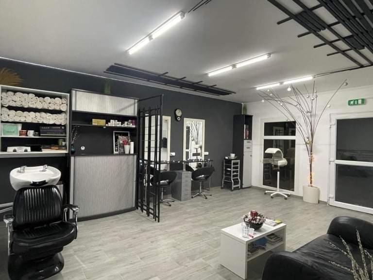 Aqua Apartman Satu Mare Zewnętrze zdjęcie