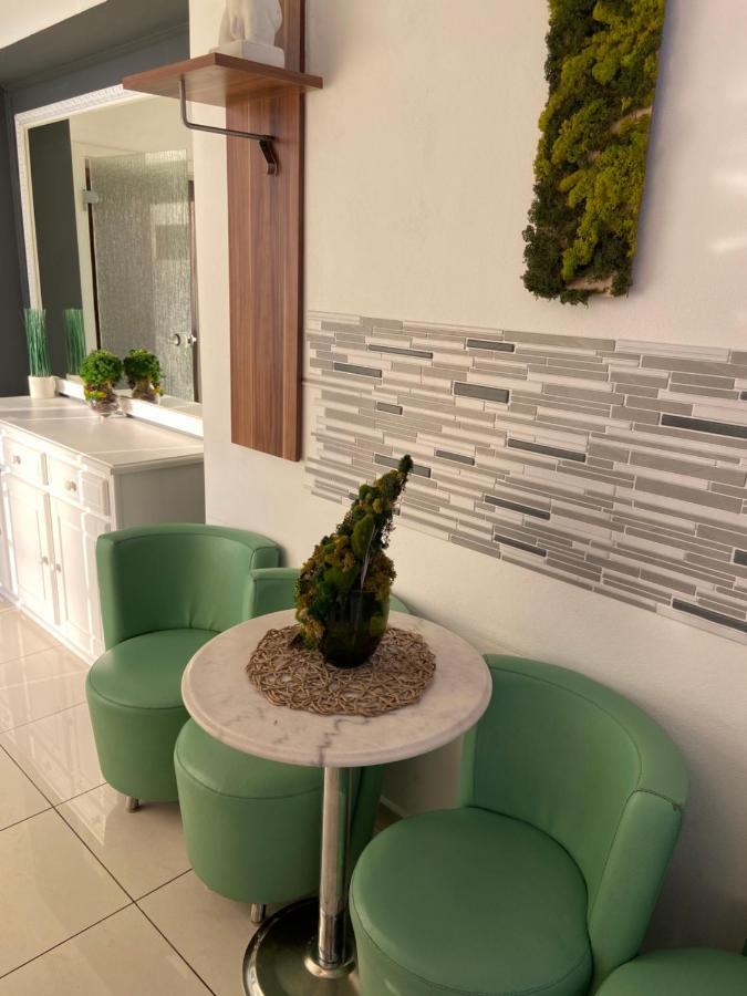 Aqua Apartman Satu Mare Zewnętrze zdjęcie